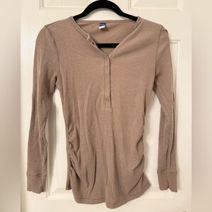 Old Navy Maternity Tan Long Sleeve Tee